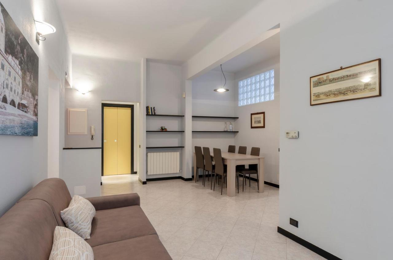 Ferienwohnung Altido Modern Flat For 6 In The Heart Of Genova Foce Exterior foto