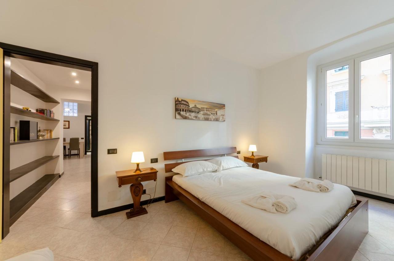 Ferienwohnung Altido Modern Flat For 6 In The Heart Of Genova Foce Exterior foto