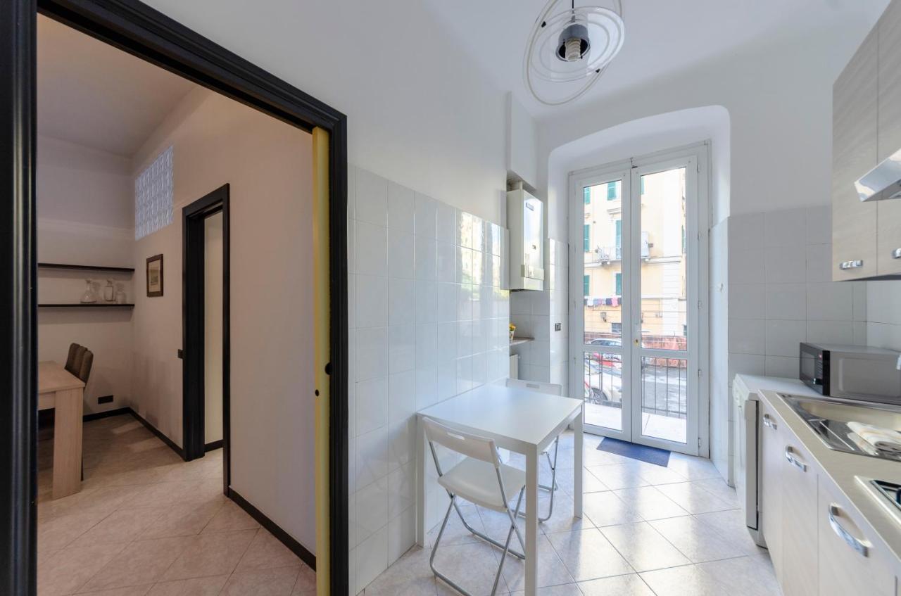 Ferienwohnung Altido Modern Flat For 6 In The Heart Of Genova Foce Exterior foto