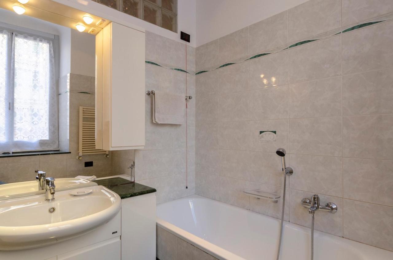 Ferienwohnung Altido Modern Flat For 6 In The Heart Of Genova Foce Exterior foto